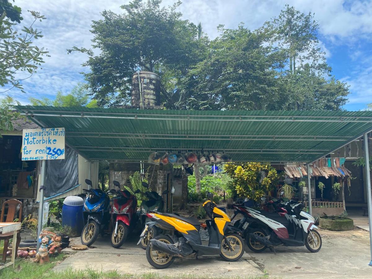 Baan Rabieng Talay Homestayบ้านระเบียงทะเล โฮมสเตย์เกาะกูด Ko Kut Экстерьер фото