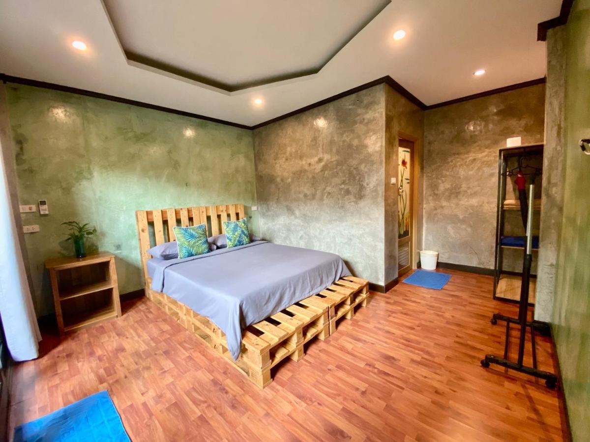 Baan Rabieng Talay Homestayบ้านระเบียงทะเล โฮมสเตย์เกาะกูด Ko Kut Экстерьер фото