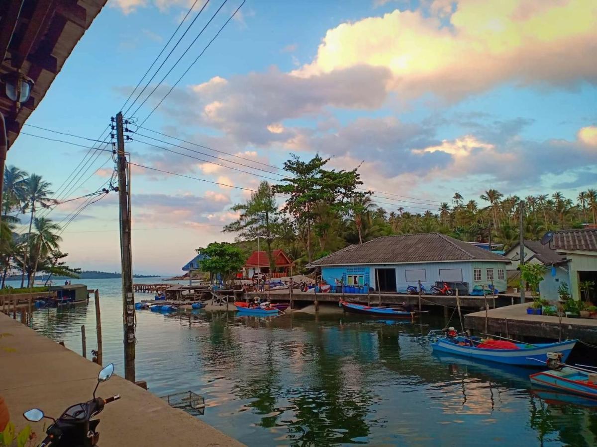 Baan Rabieng Talay Homestayบ้านระเบียงทะเล โฮมสเตย์เกาะกูด Ko Kut Экстерьер фото
